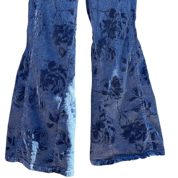 Anthropologie Pilcro Flare Wide Leg Floral Velvet Jeans 30T - Picture 3 of 11